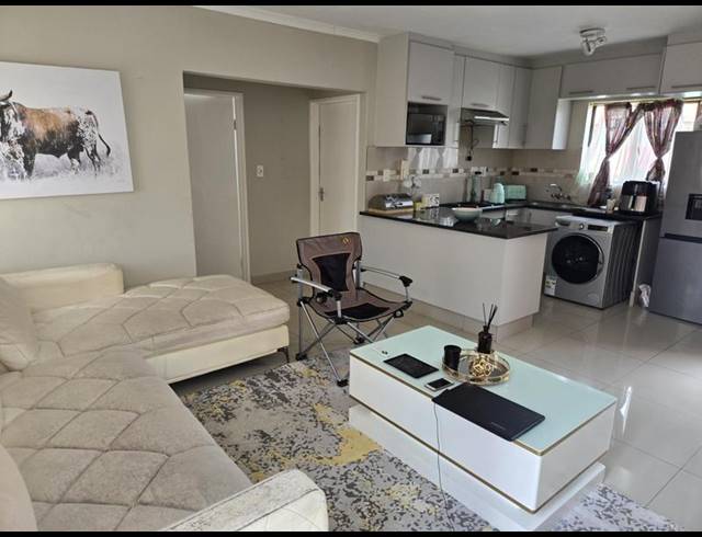 2 BEDROOM PROPERTY TO RENT IN MONDEOR